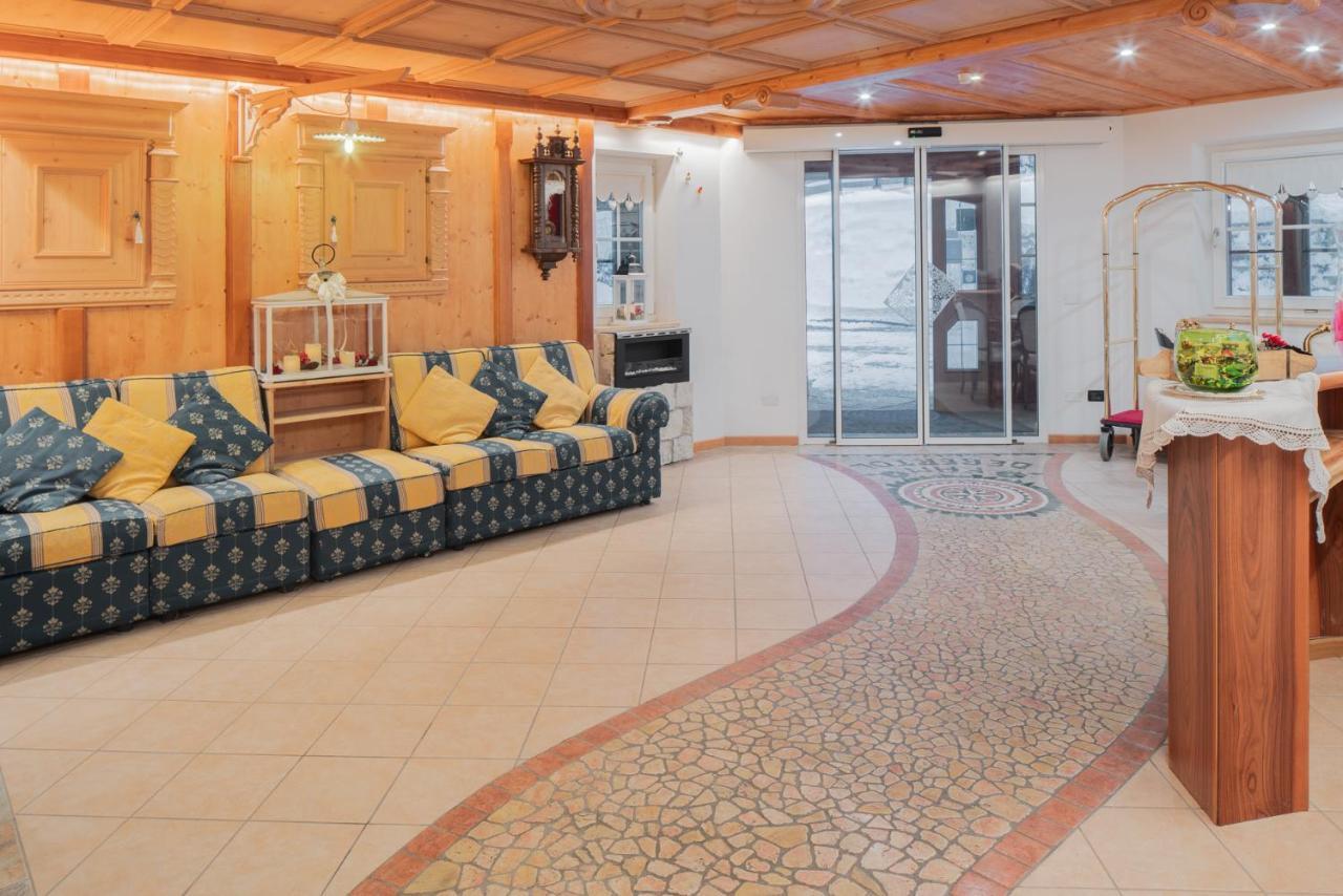 B&B Cesa Ciasates Canazei Exterior foto